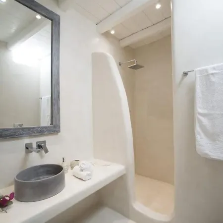 Romantic Mykonian Oasis Suite With Jacuzzi & Sea View Houlakia  Экстерьер фото